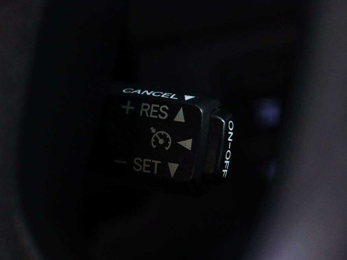 Lexus LX 570, 2008 Фото №24