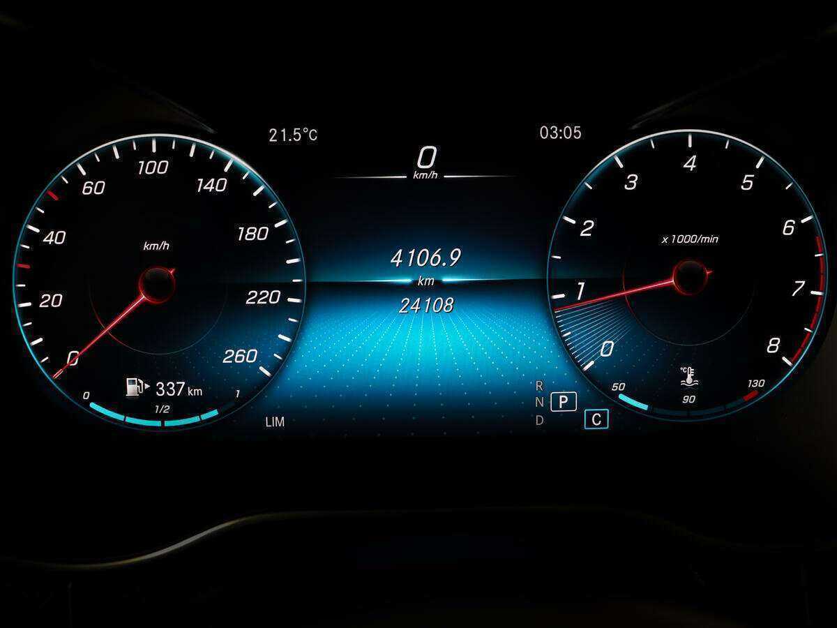 Mercedes-Benz GLC Coupe 300, 2020 Фото №9