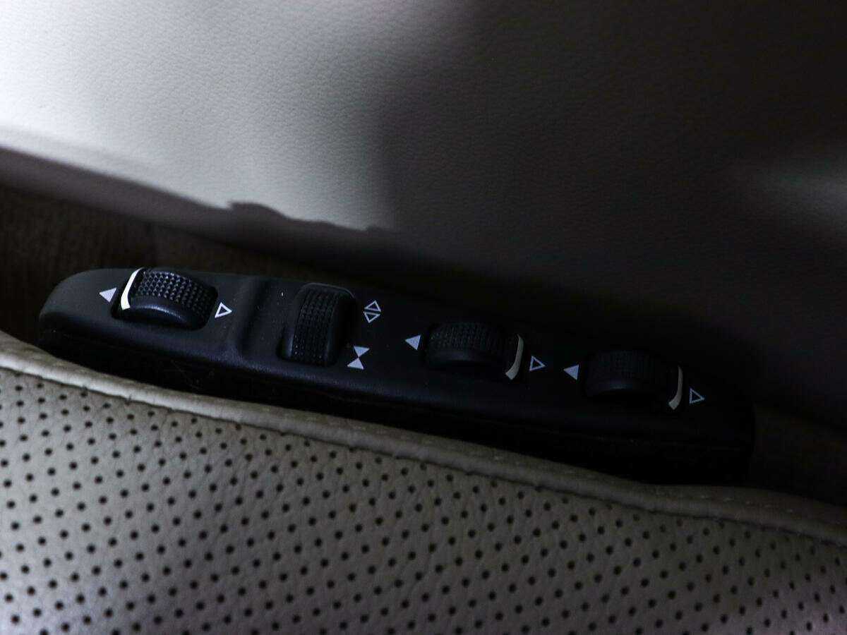 Mercedes-Benz CLS 350, 2013 Фото №17