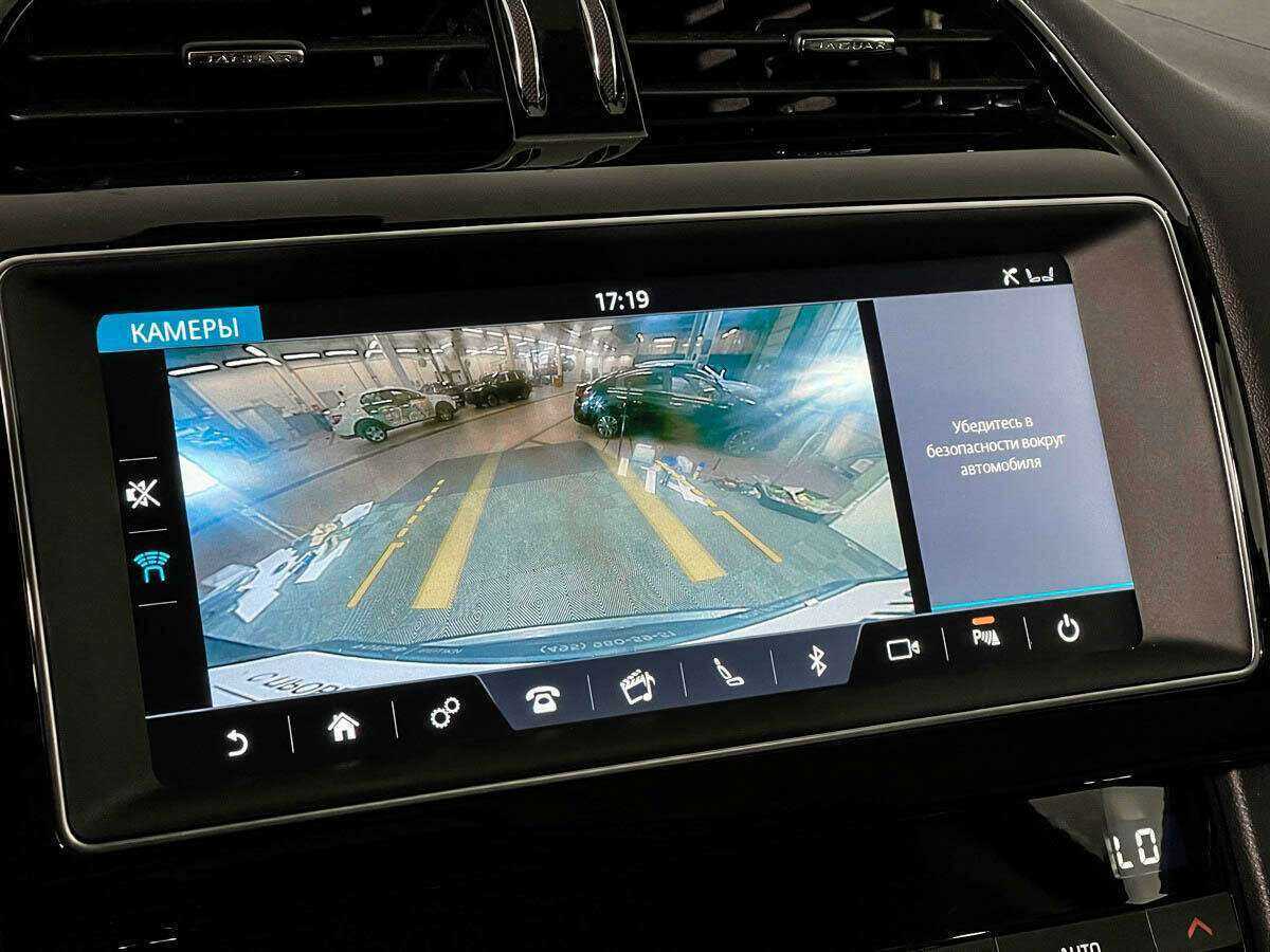 Jaguar F-Pace, 2019 Фото №12