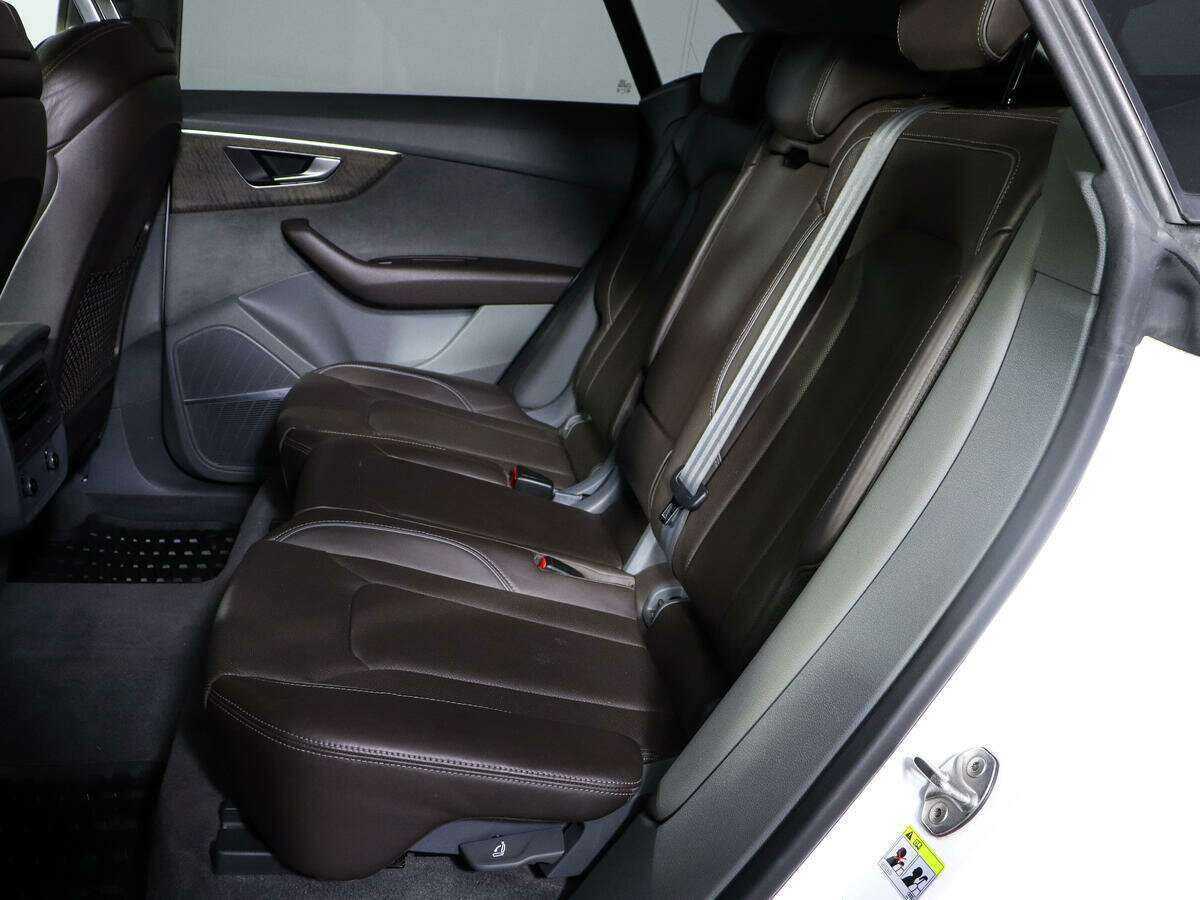 Audi Q8 55 TFSI, 2019 Фото №10