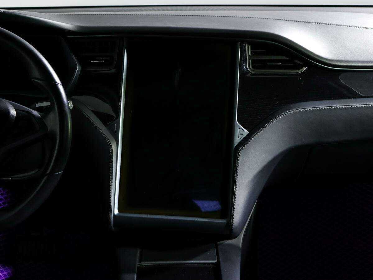 Tesla Model X 90D, 2018 Фото №9