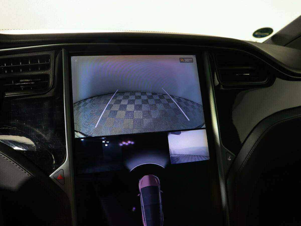 Tesla Model X 90D, 2018 Фото №12