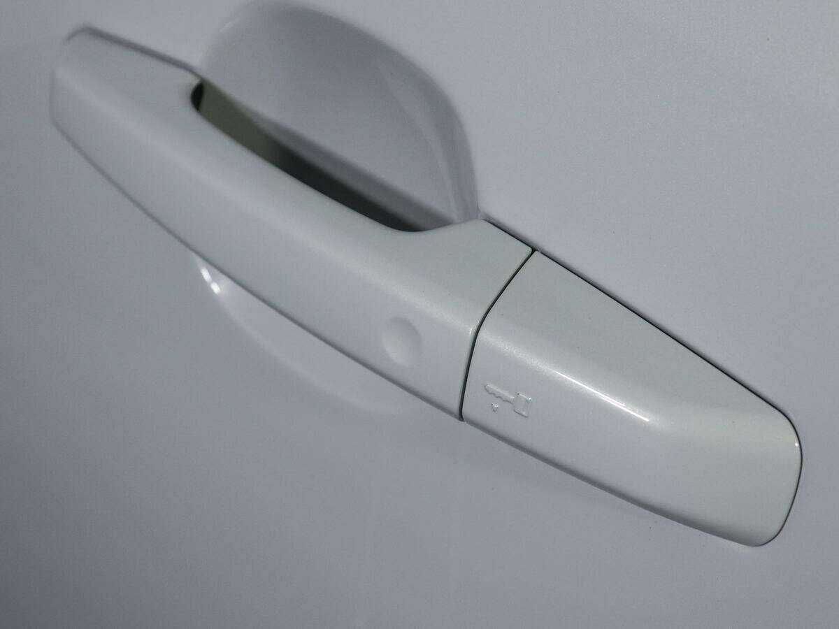 Jaguar F-Pace, 2016 Фото №18