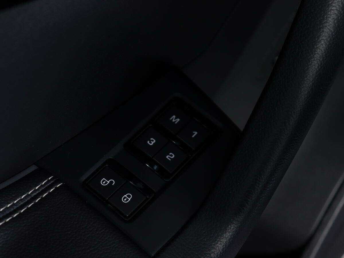 Jaguar F-Pace, 2016 Фото №20