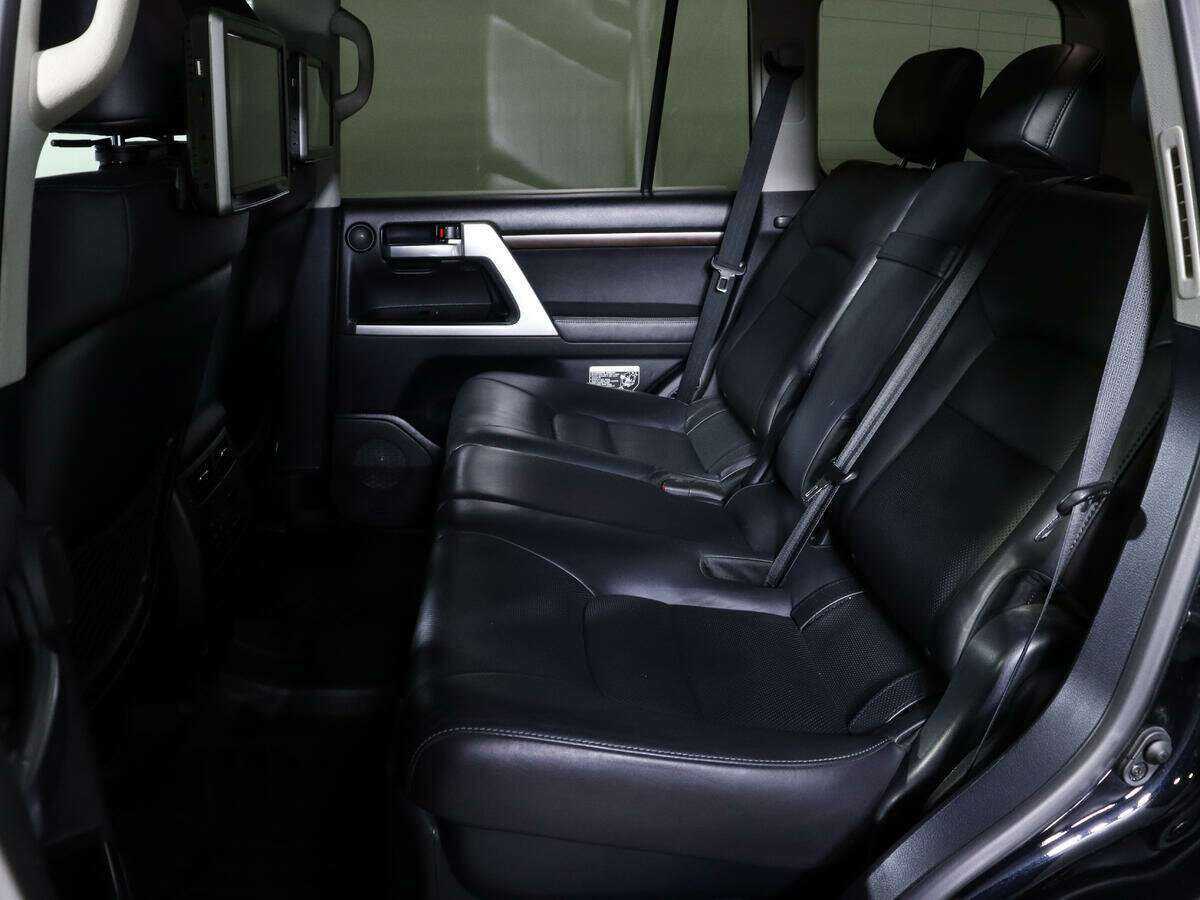 Toyota Land Cruiser, 2017 - 129 210 км. | Фото №7