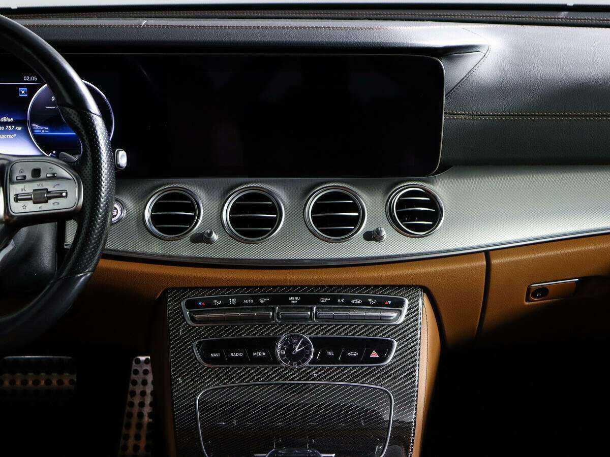 Mercedes-Benz E-Класс 400 d, 2019 Фото №13