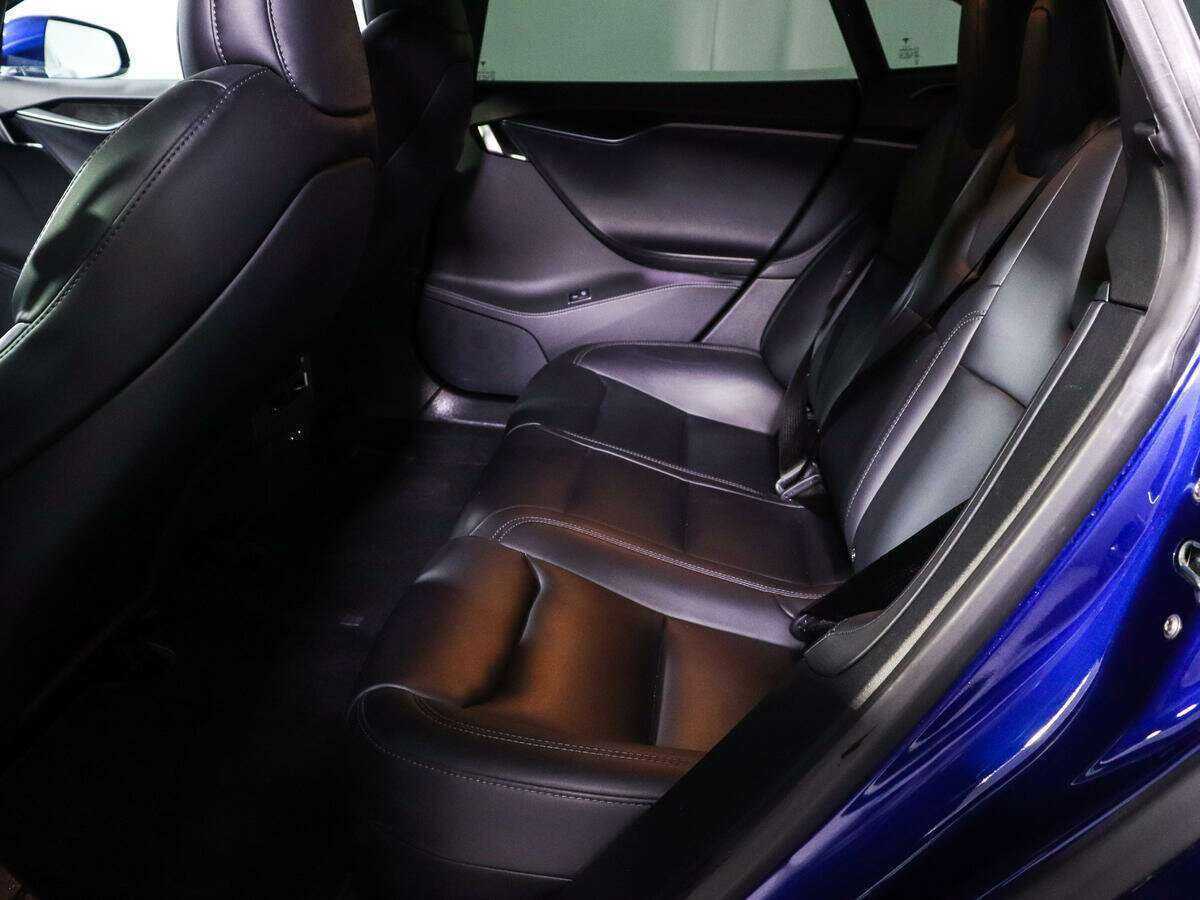 Tesla Model S Performance, 2021 Фото №9