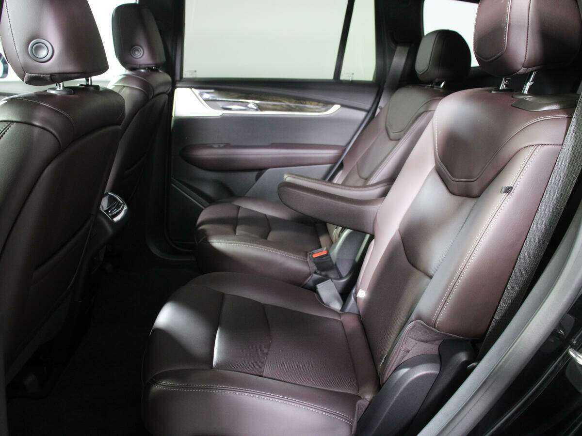 Cadillac XT6, 2021 - 36 340 км. | Фото №7