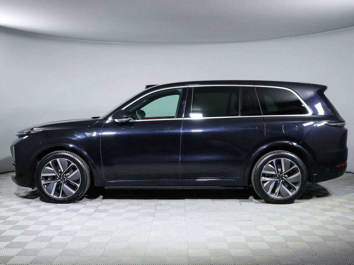 LiXiang L9 44.5 kWh, 2023 - 4 950 км. | Фото №8