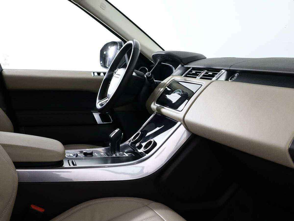 Land Rover Range Rover Sport, 2018 - 67 556 км. | Фото №7