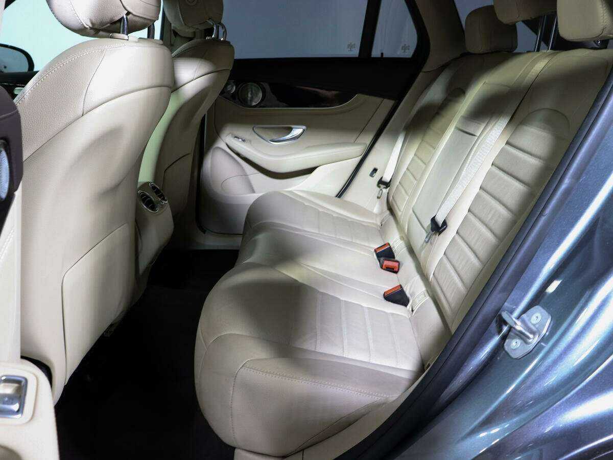 Mercedes-Benz GLC 300, 2016 - 139 936 км. | Фото №8