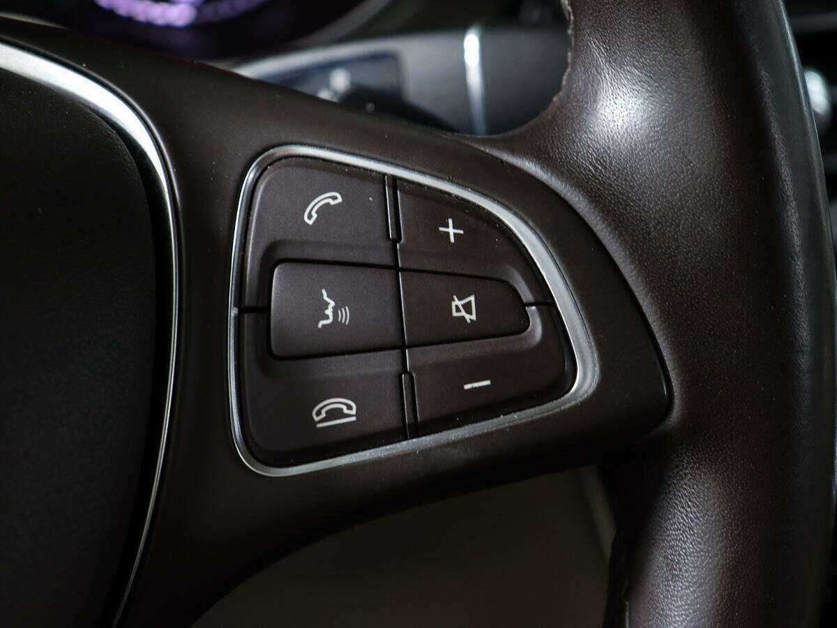 Mercedes-Benz GLC 300, 2016 Фото №24