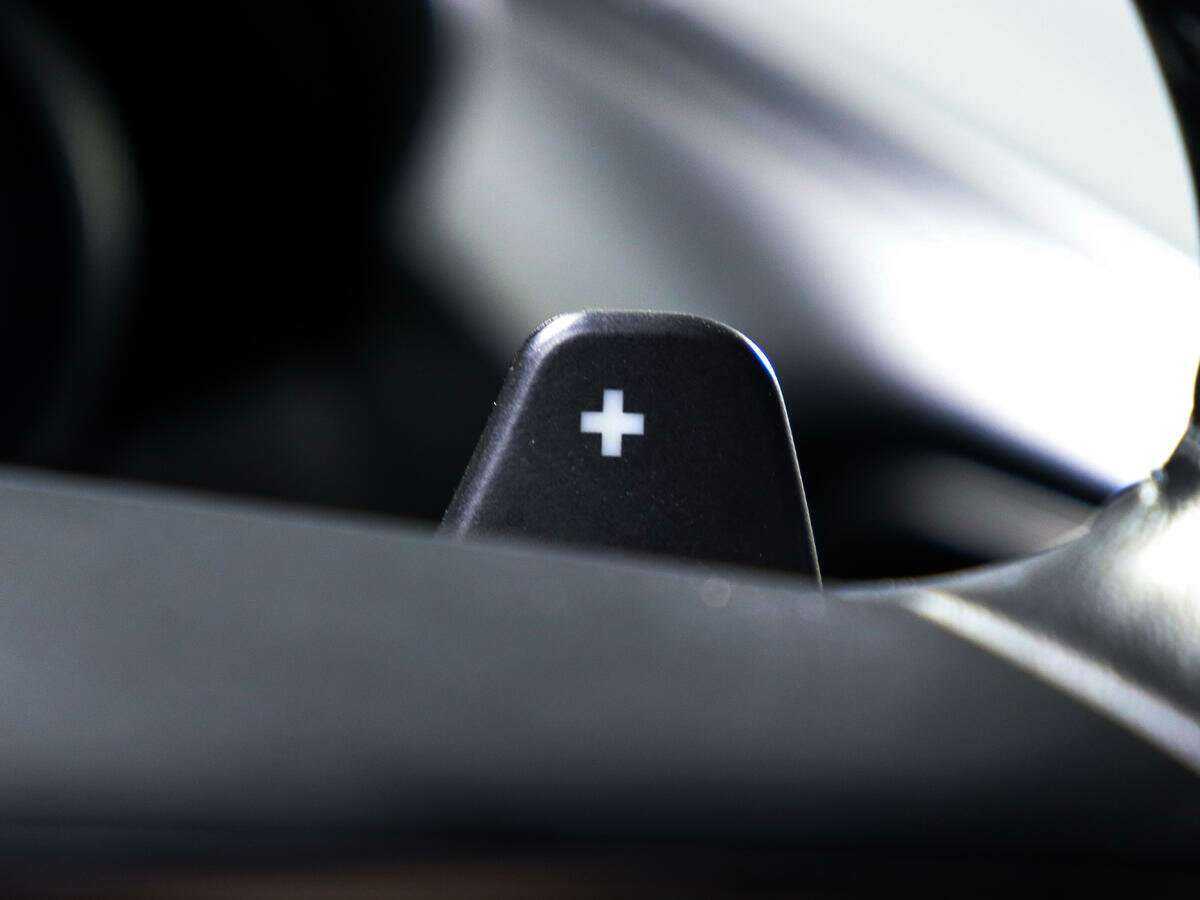 Jaguar F-Pace, 2018 Фото №18