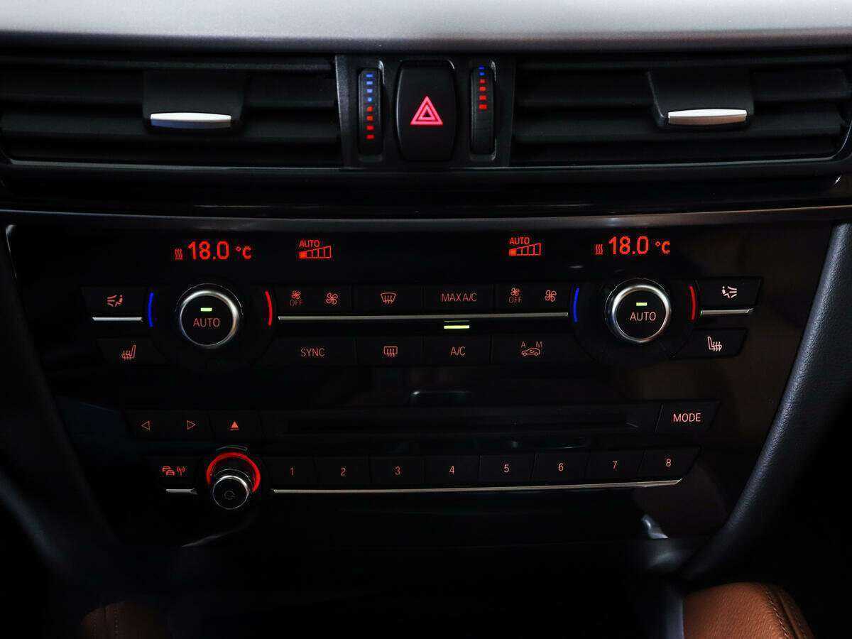 BMW X6 30d, 2016 Фото №18