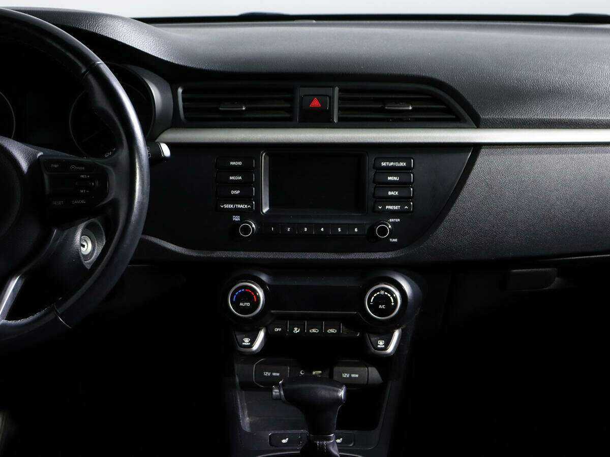 Kia Rio X-Line, 2018 Фото №12