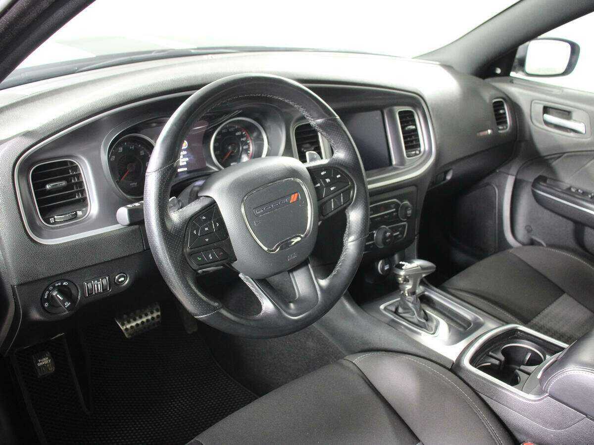 Dodge Charger SRT, 2020 Фото №10