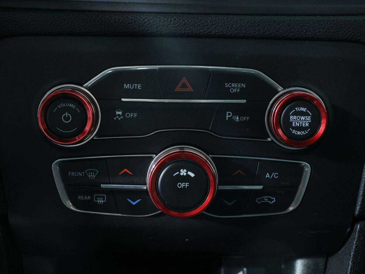 Dodge Charger, 2019 Фото №17