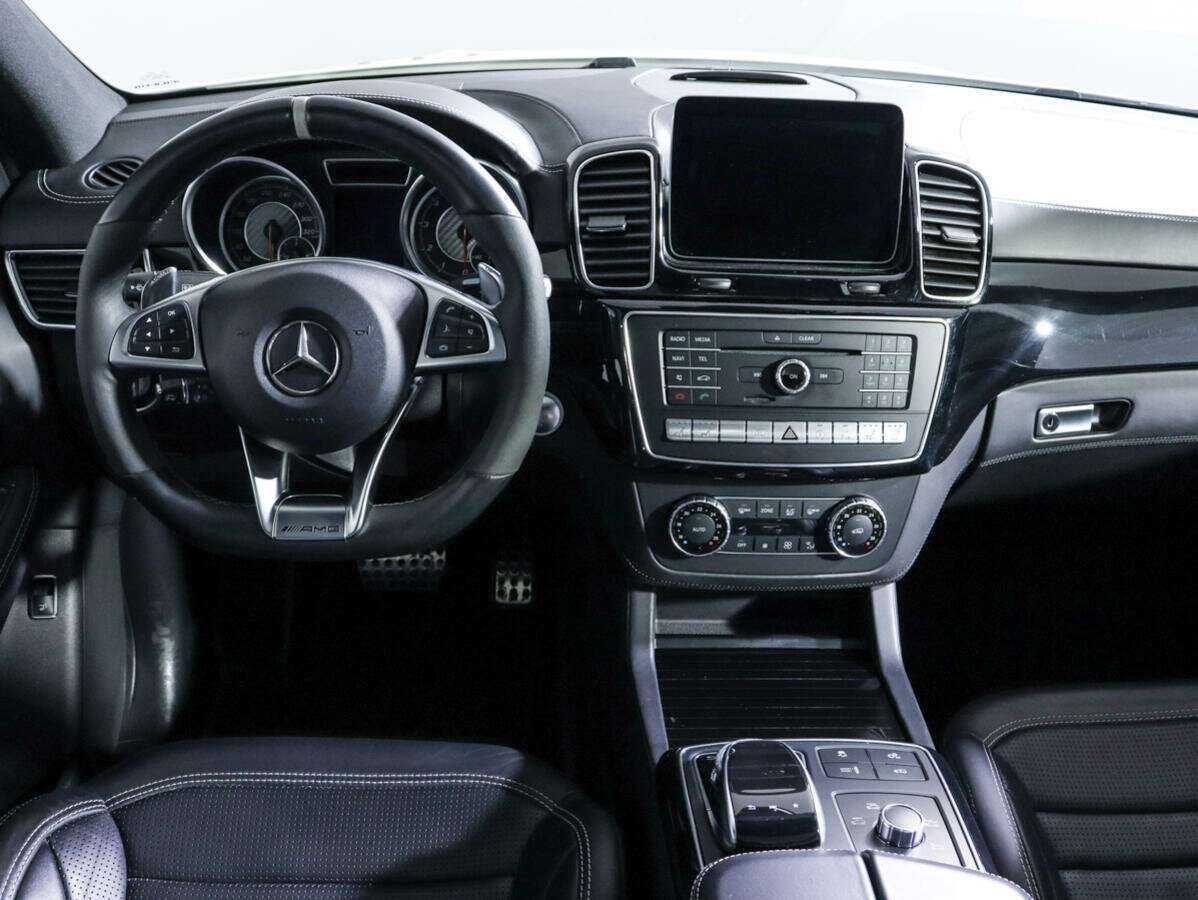 Mercedes-Benz GLE Coupe AMG 63 AMG S, 2017 Фото №12