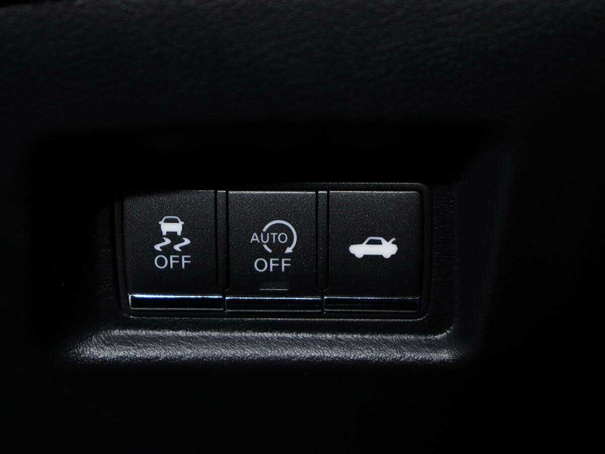 Infiniti Q50, 2017 Фото №17