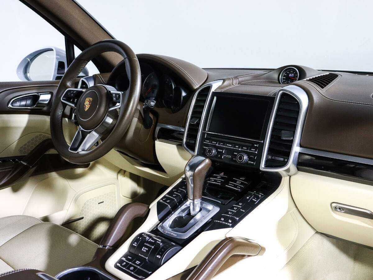 Porsche Cayenne S, 2015 Фото №9
