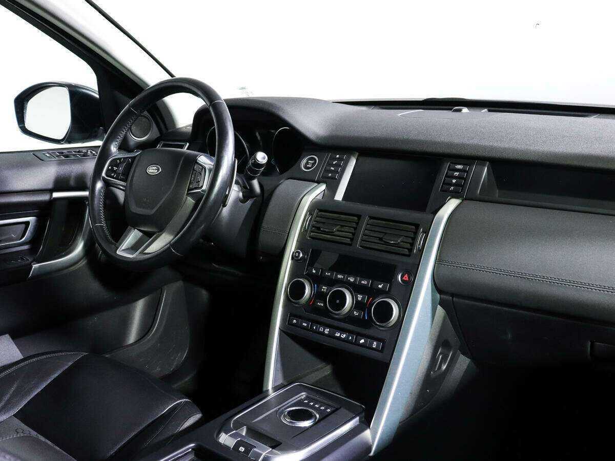 Land Rover Discovery Sport, 2017 - 123 770 км. | Фото №7