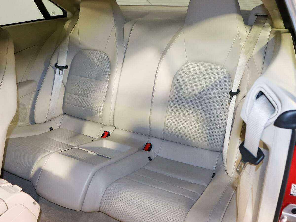 Mercedes-Benz E-Класс 200, 2016 Фото №10