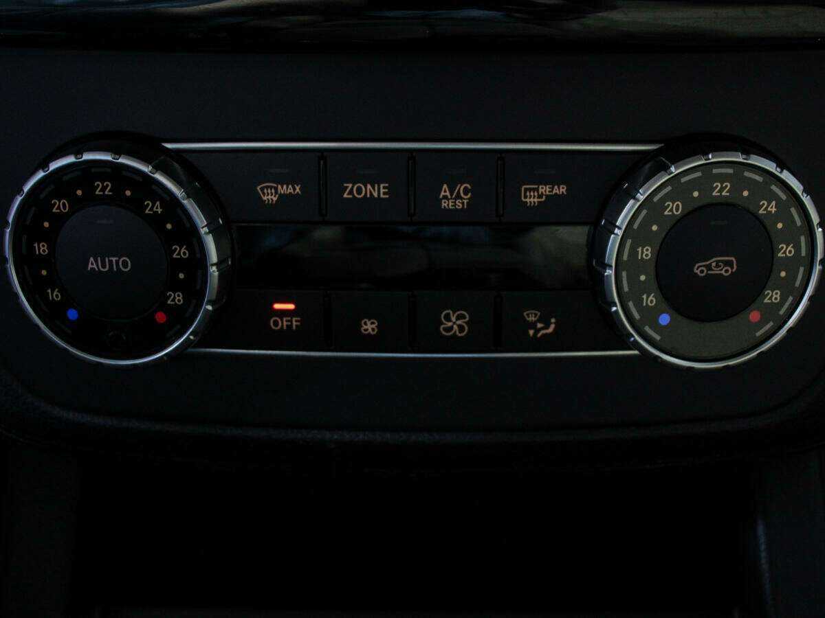 Mercedes-Benz GLS 400, 2016 Фото №19