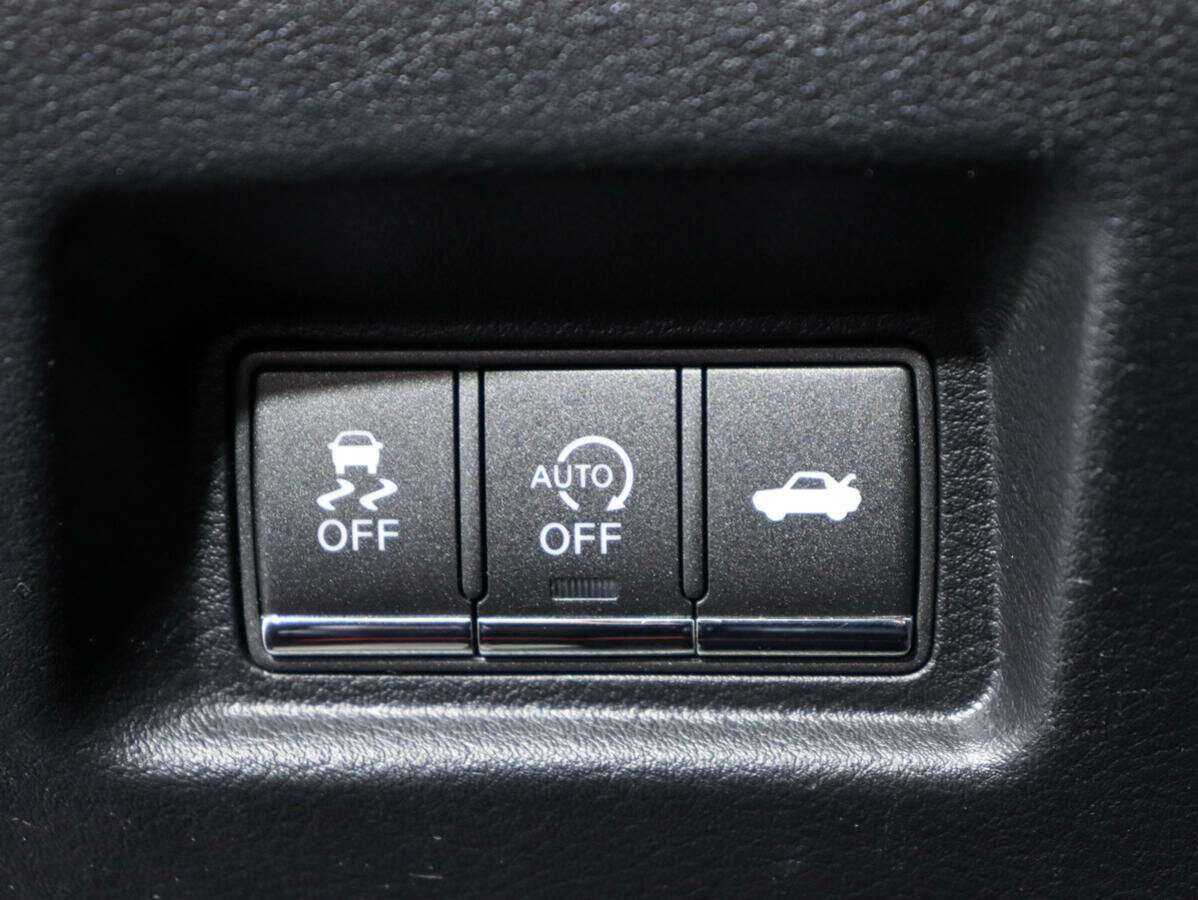 Infiniti Q50, 2014 Фото №20