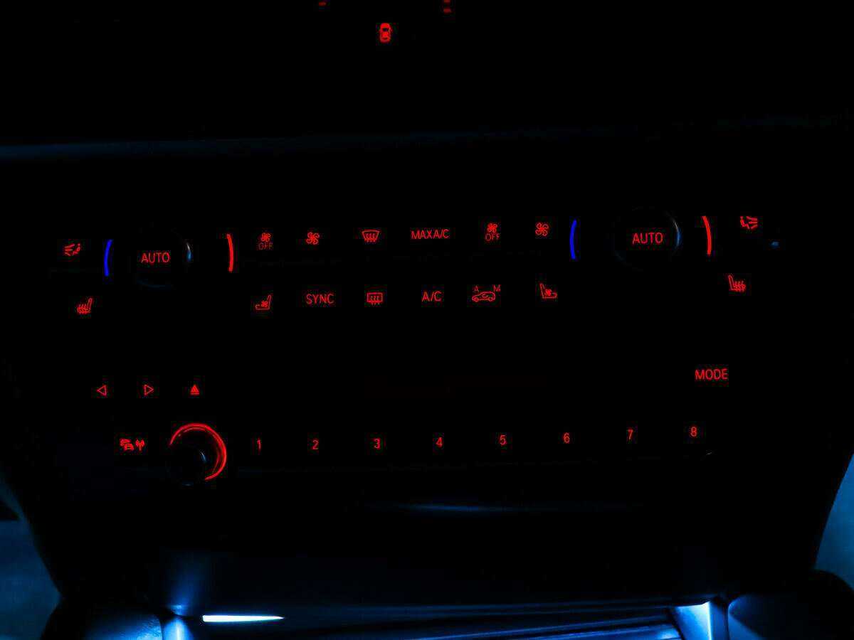 BMW X5 M, 2015 Фото №18