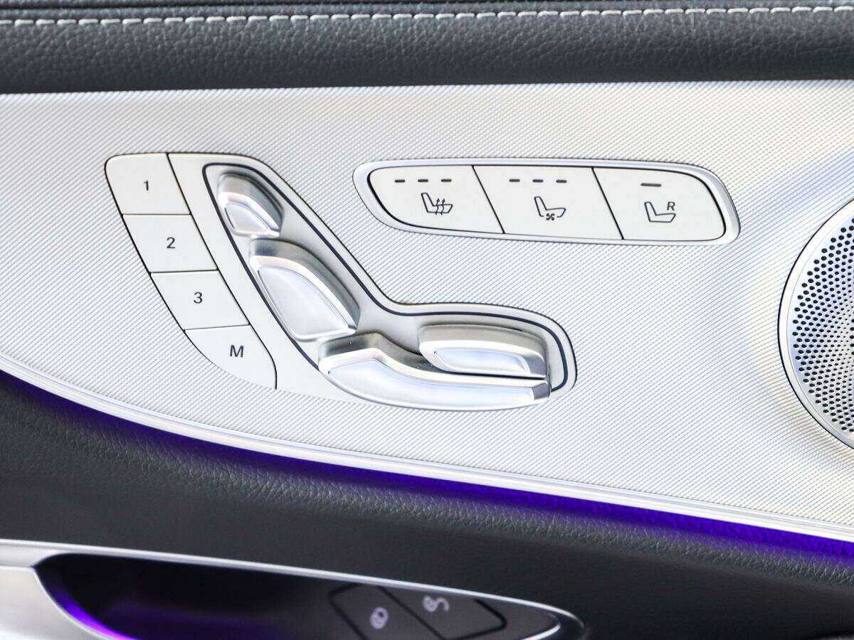 Mercedes-Benz E-Класс 400, 2017 Фото №16
