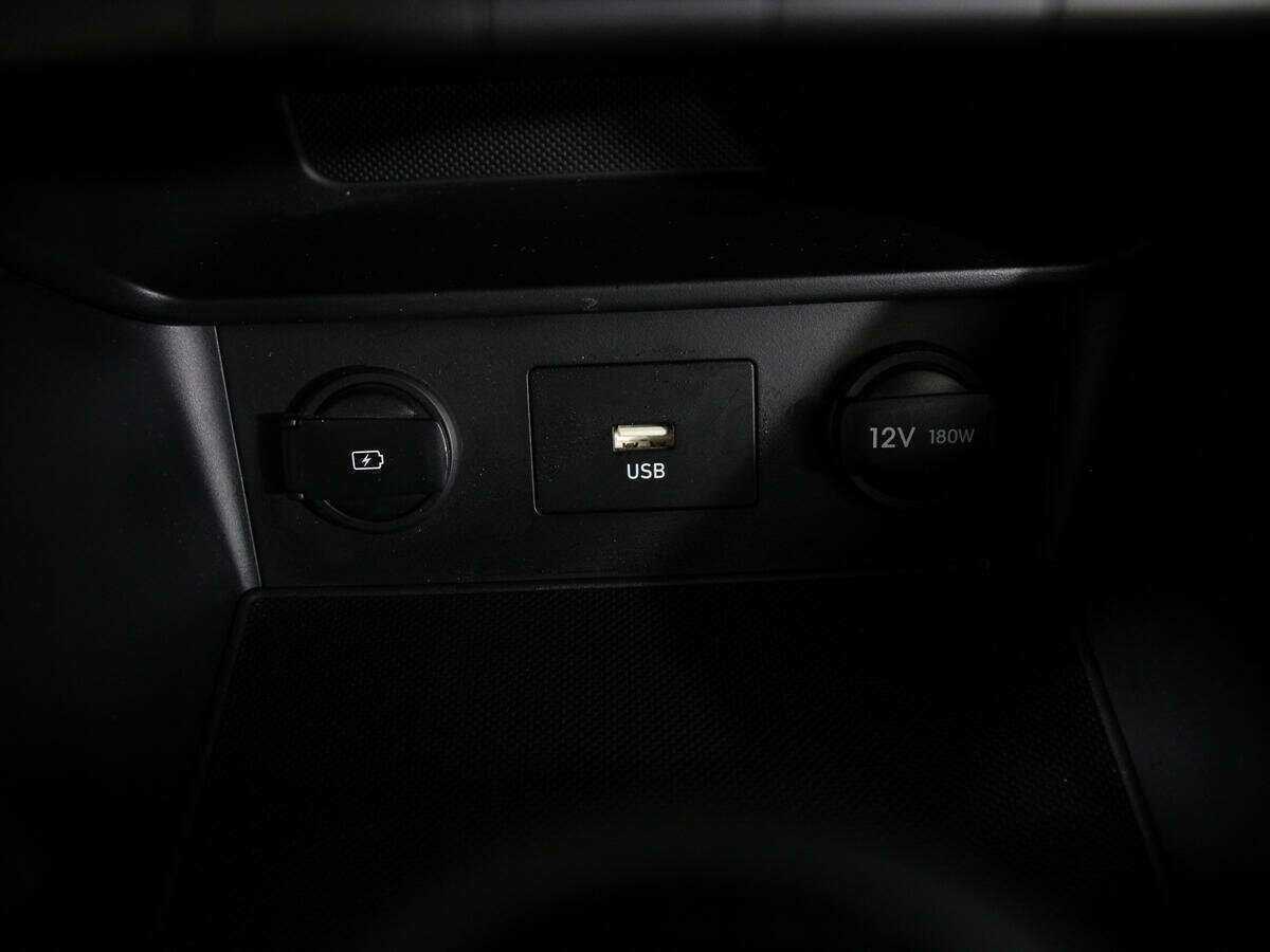 Hyundai Kona, 2021 Фото №18