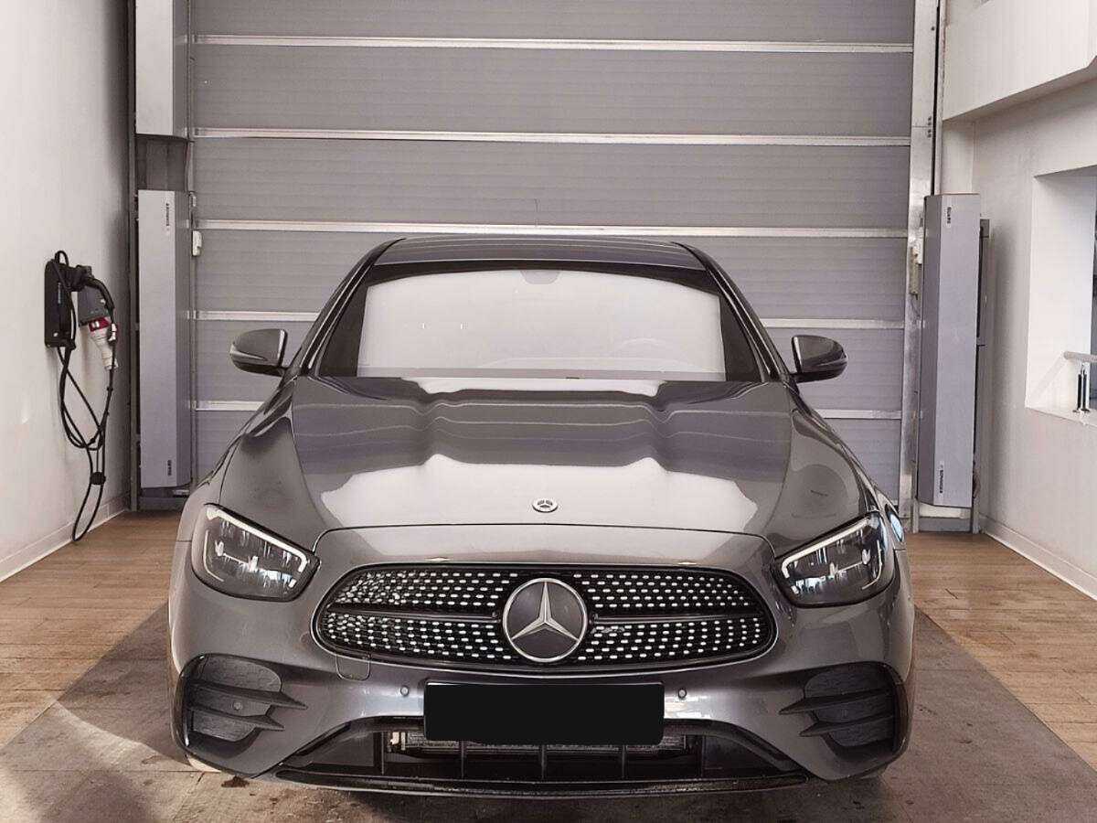Mercedes-Benz E-Класс 200, 2020 - 98 280 км. | Фото №2