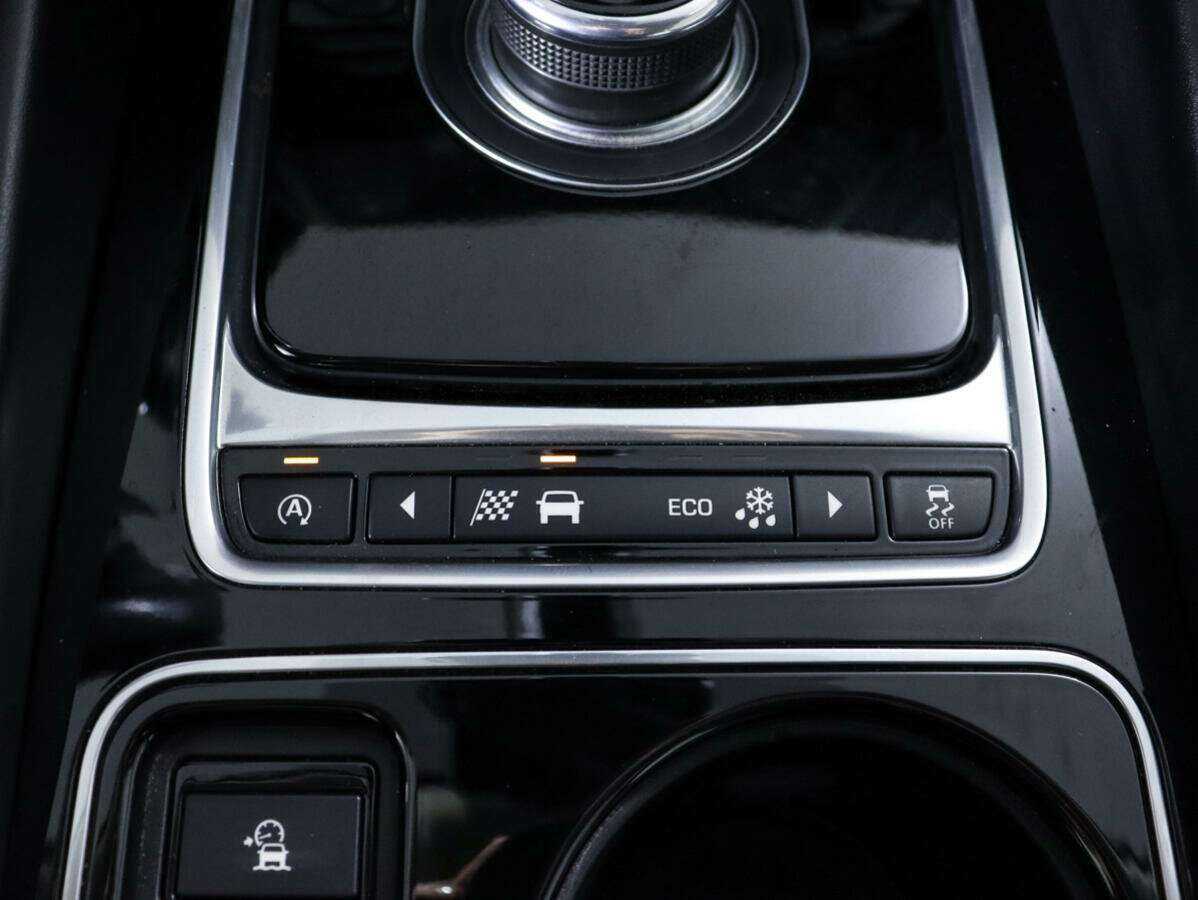 Jaguar F-Pace, 2016 Фото №13