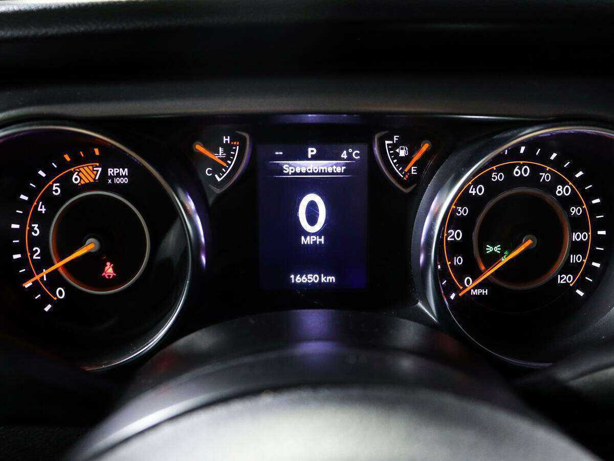 Jeep Wrangler, 2021 Фото №10