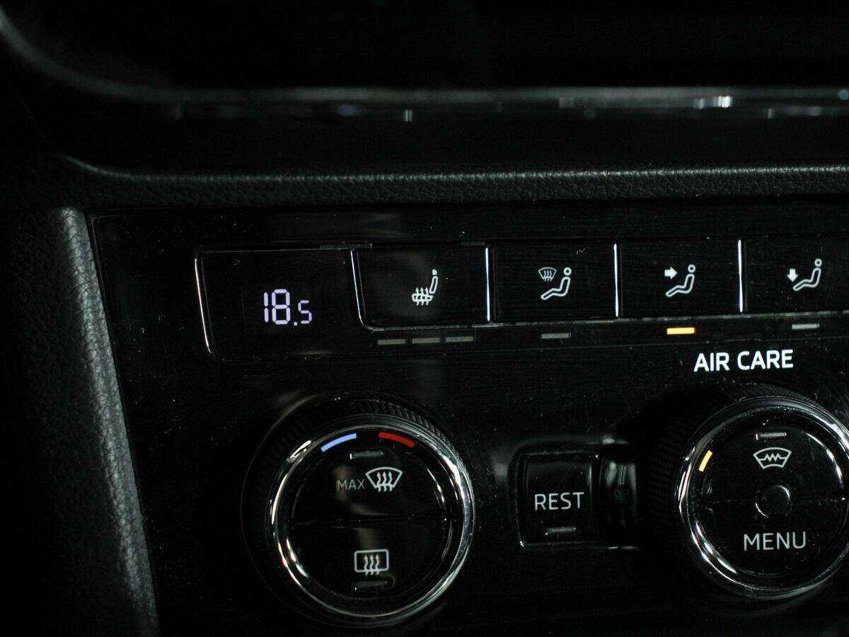 Skoda Superb, 2017 Фото №13