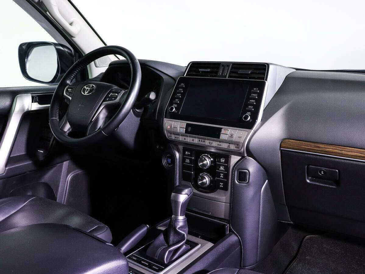 Toyota Land Cruiser Prado, 2022 - 4 296 км. | Фото №6