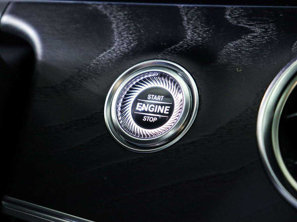 Mercedes-Benz E-Класс 200, 2018 Фото №19