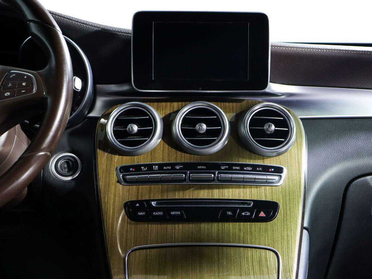 Mercedes-Benz GLC 250, 2015 Фото №10