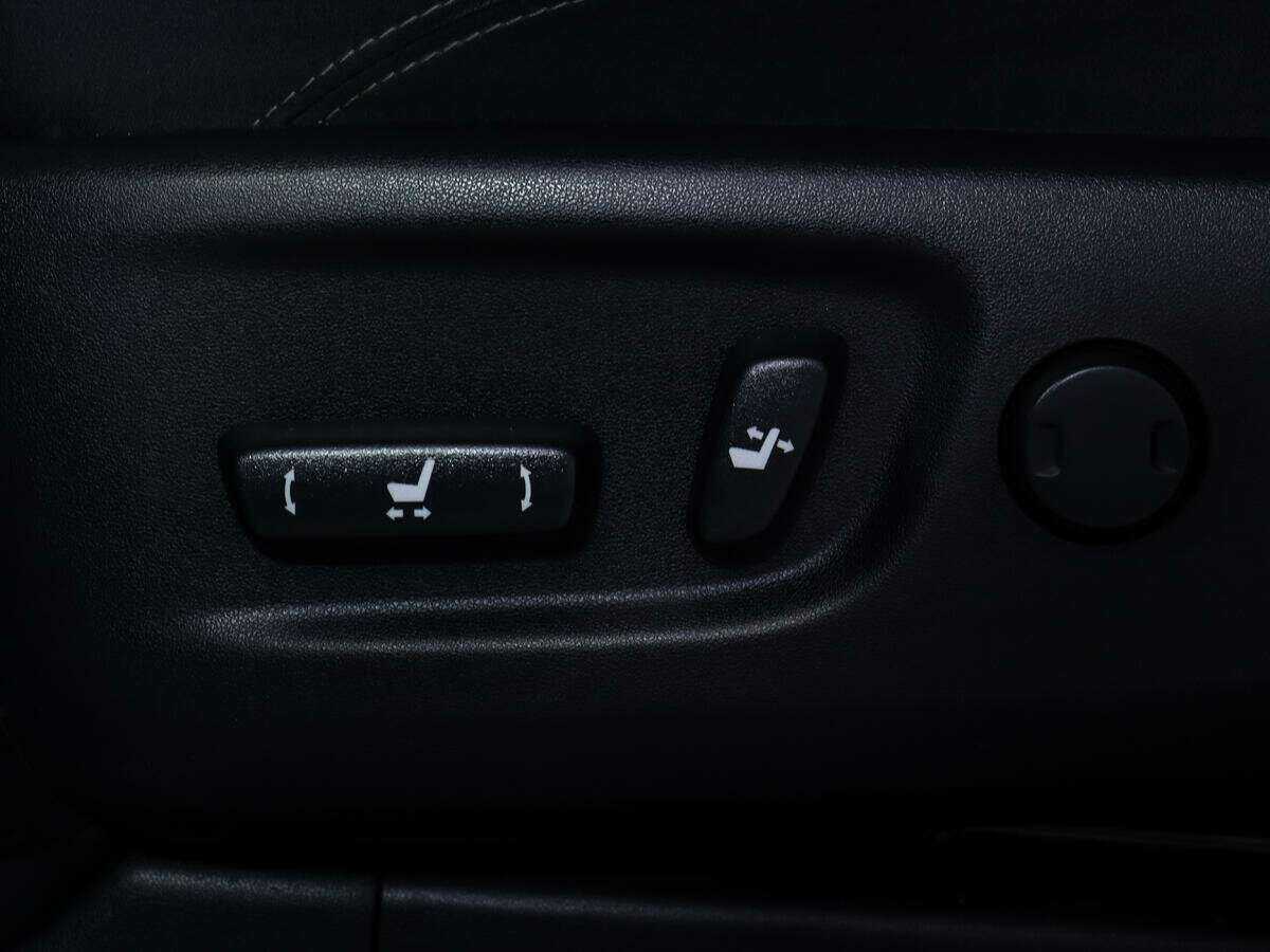 Toyota Land Cruiser Prado, 2019 Фото №17