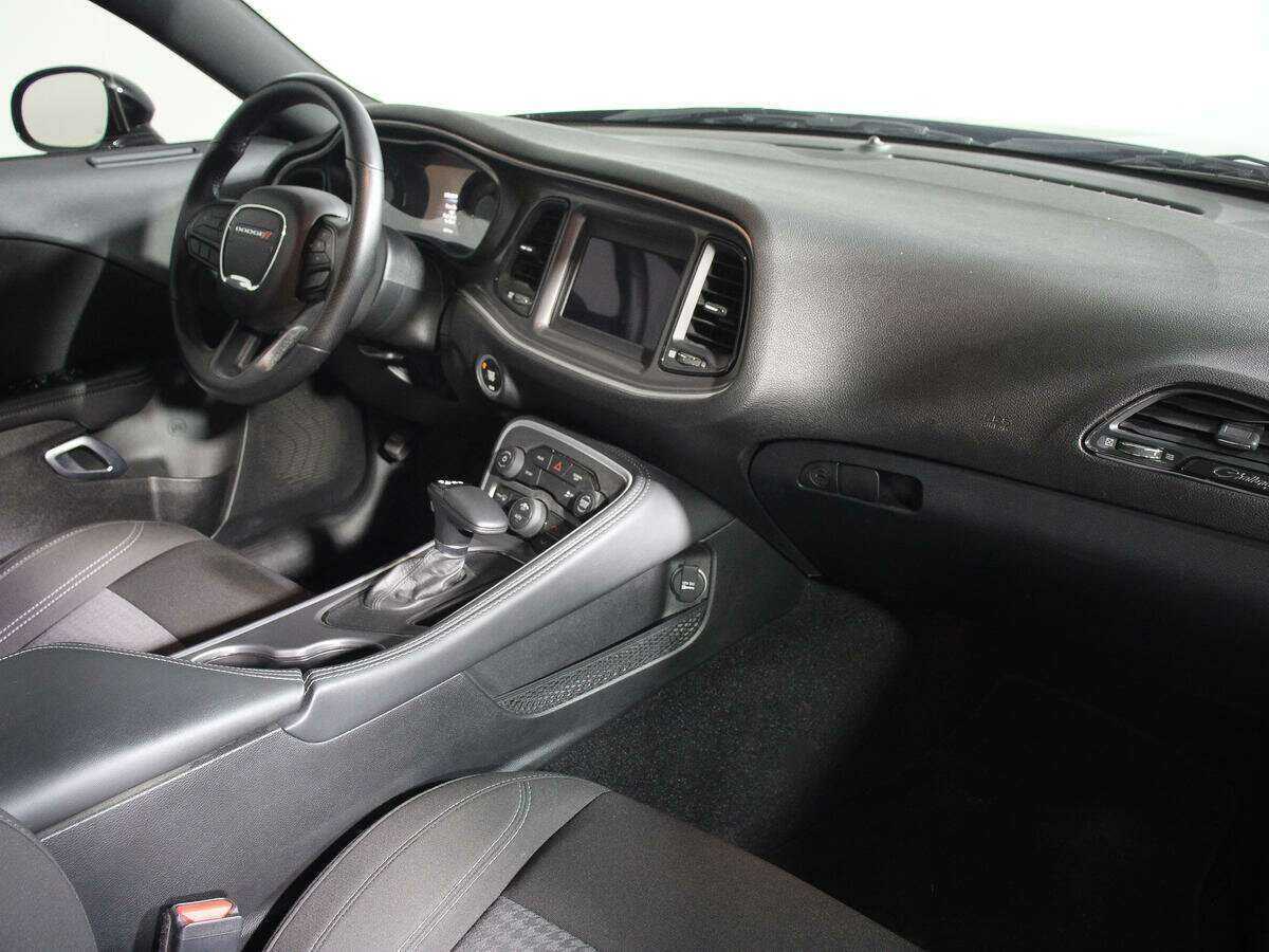 Dodge Challenger, 2022 Фото №8