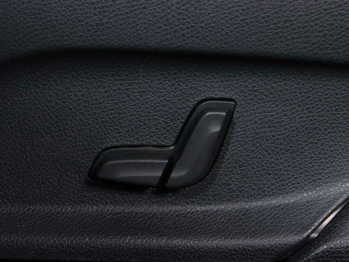 Mercedes-Benz GLC 250, 2017 Фото №14