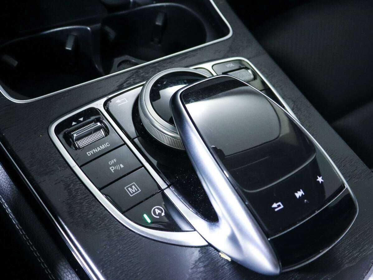 Mercedes-Benz GLC 250, 2017 Фото №17