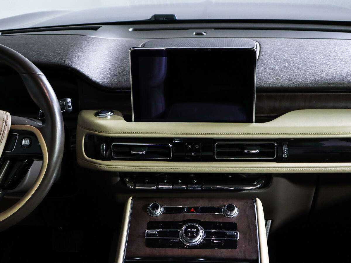 Lincoln Aviator, 2019 Фото №10