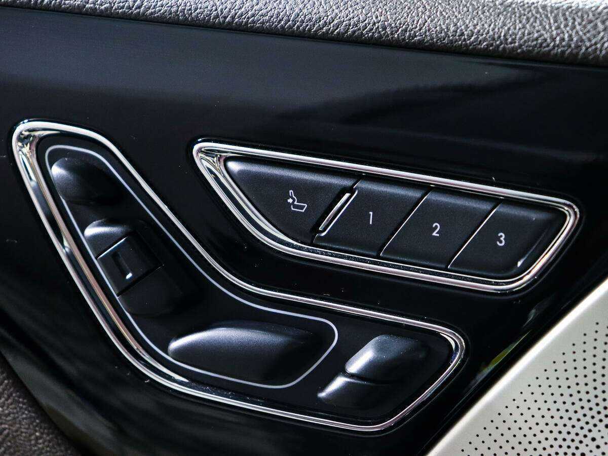 Lincoln Aviator, 2019 Фото №26