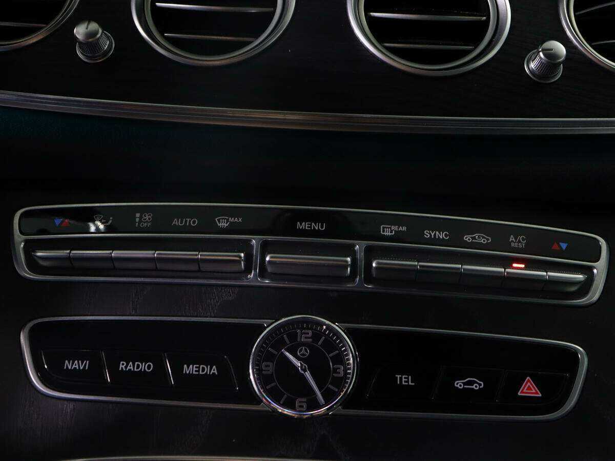 Mercedes-Benz E-Класс 400 d, 2019 Фото №14