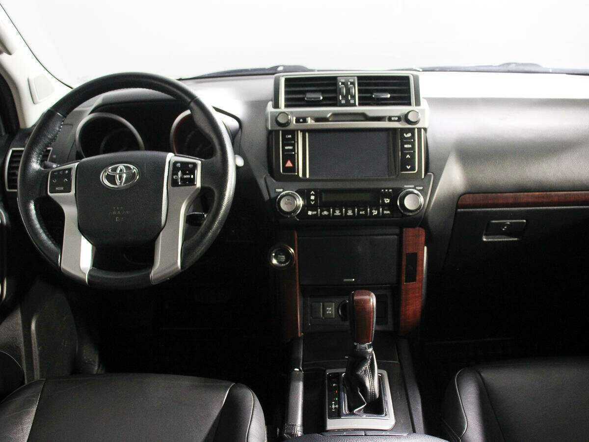 Toyota Land Cruiser Prado, 2017 Фото №11