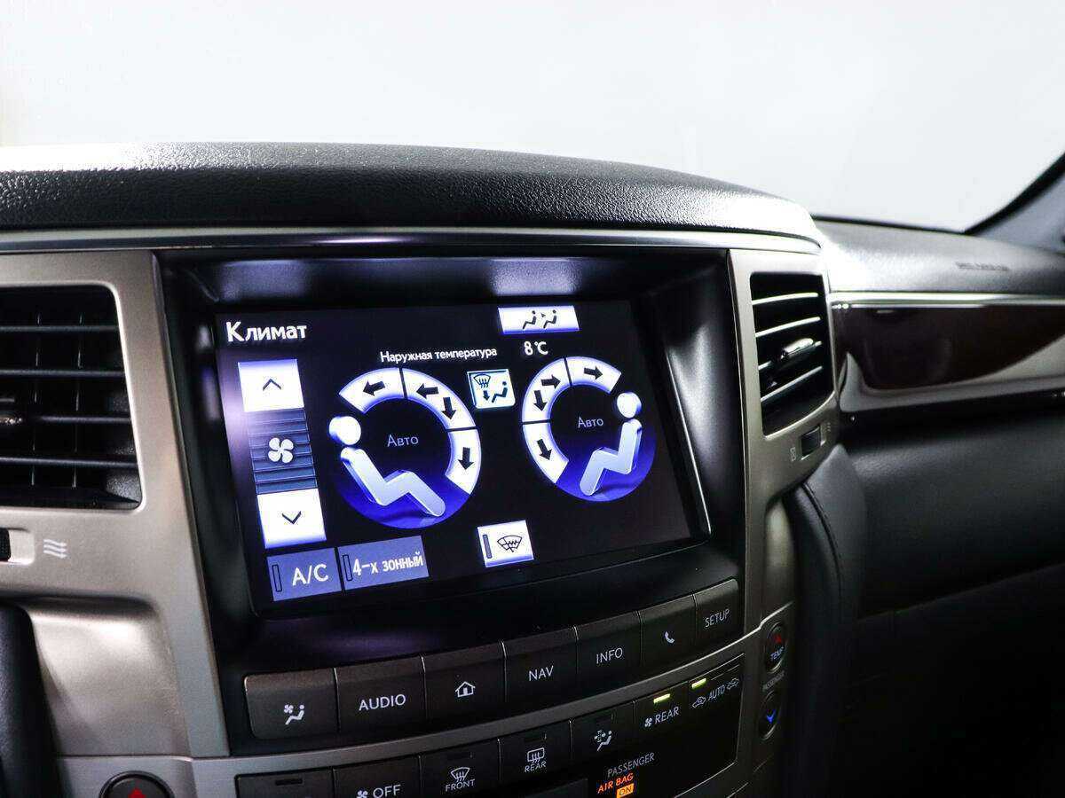 Lexus LX 570, 2015 Фото №14