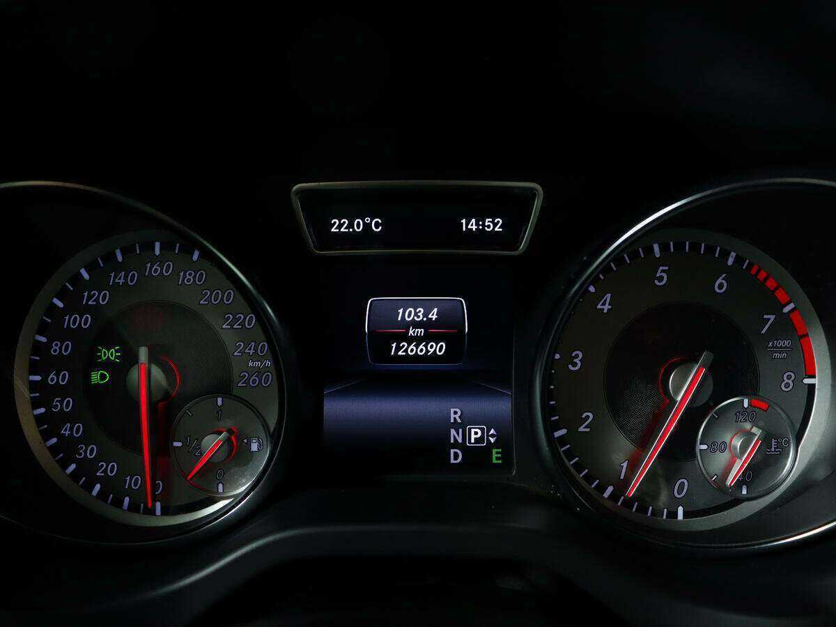 Mercedes-Benz GLA 250, 2015 Фото №9