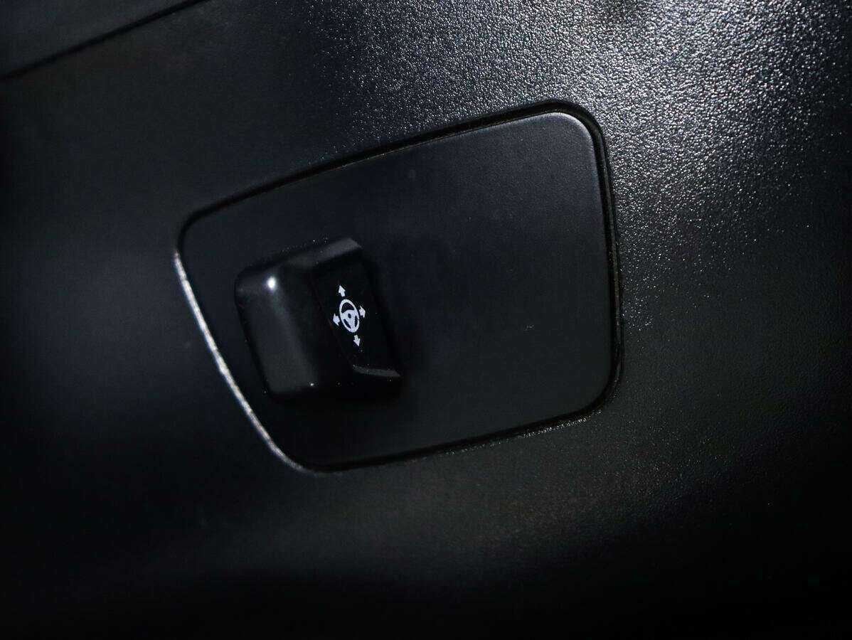 BMW 7 серии Long 740Li xDrive, 2013 Фото №20